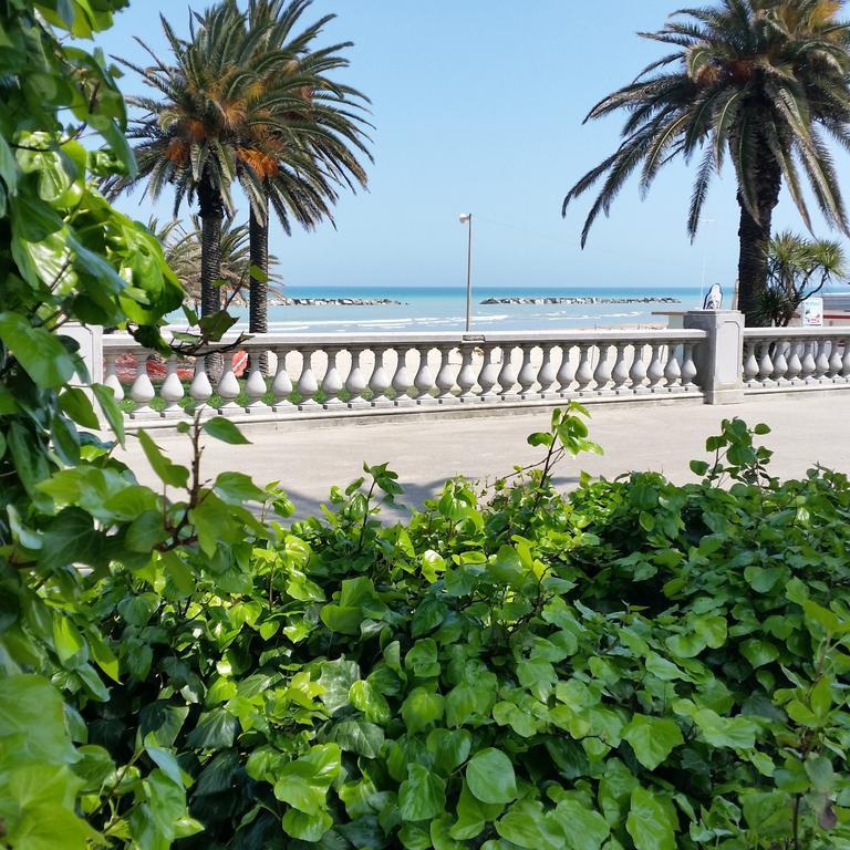 Aparthotel Relais Concorde Grottammare Exteriér fotografie