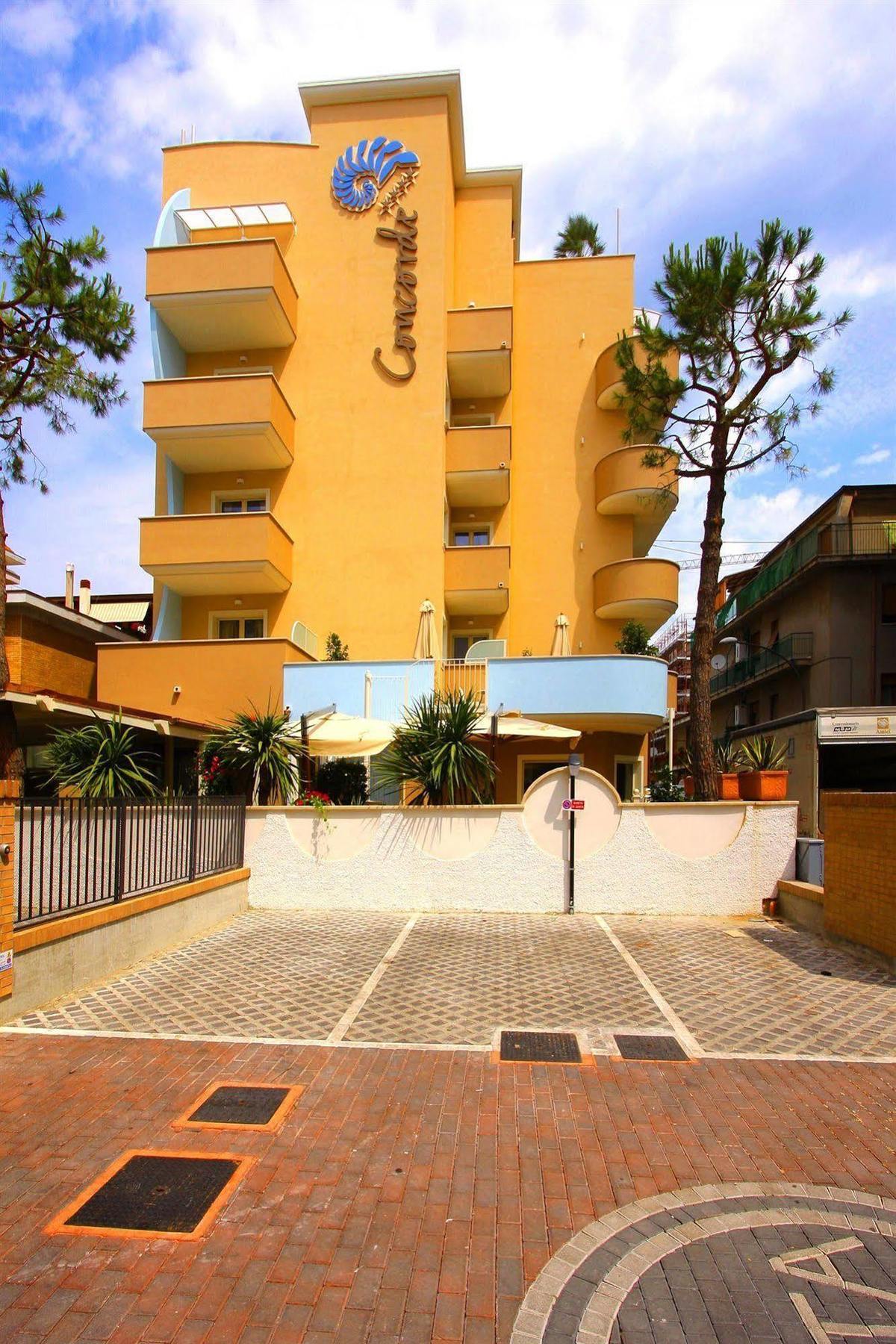 Aparthotel Relais Concorde Grottammare Exteriér fotografie